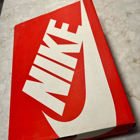 NIKE ROSHE TIEMPO VI QS Size 9.5 - Picture 7 of 8